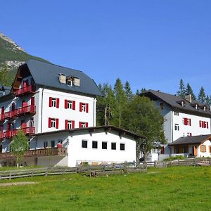 Hotel Croda Rossa